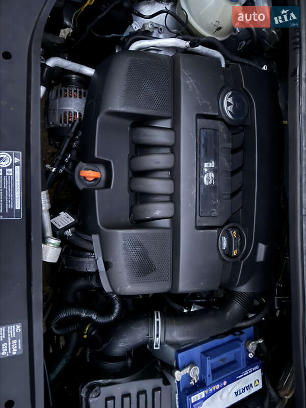 Хэтчбек Volkswagen Golf 2006 в Харькове