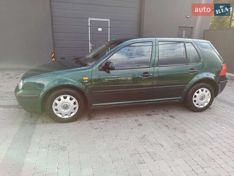 Volkswagen Golf 1998
