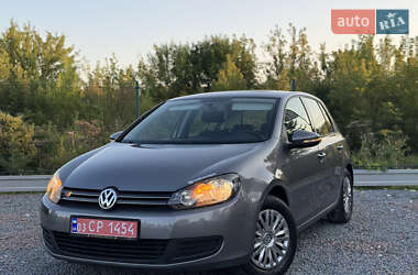 Хэтчбек Volkswagen Golf 2010 в Дрогобыче