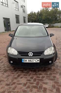 Хэтчбек Volkswagen Golf 2007 в Ровно