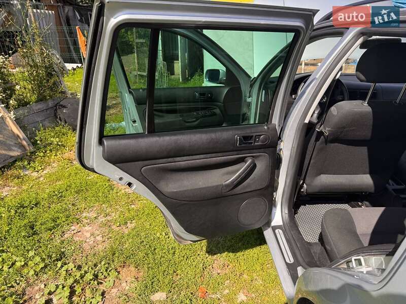 Универсал Volkswagen Golf 2001 в Хмельницком