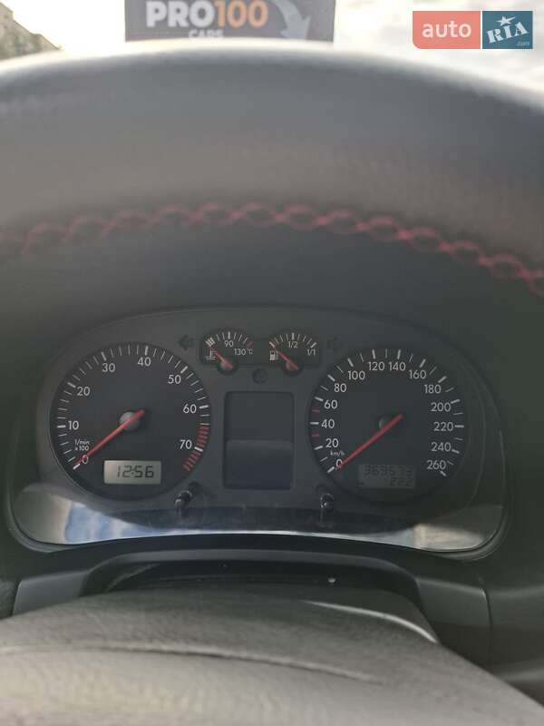 Універсал Volkswagen Golf 2002 в Вишневому