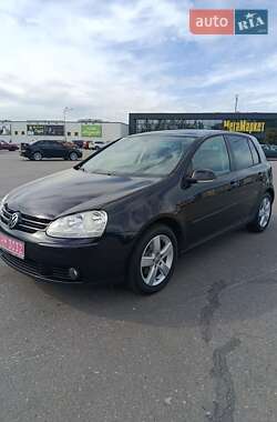 Хэтчбек Volkswagen Golf 2008 в Киеве