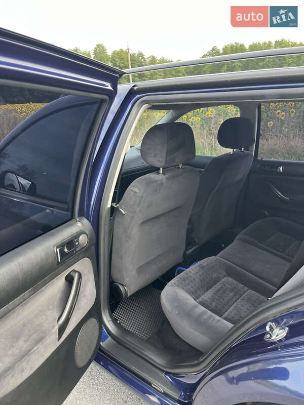 Универсал Volkswagen Golf 2002 в Житомире