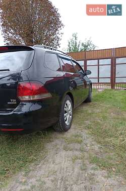 Універсал Volkswagen Golf 2011 в 