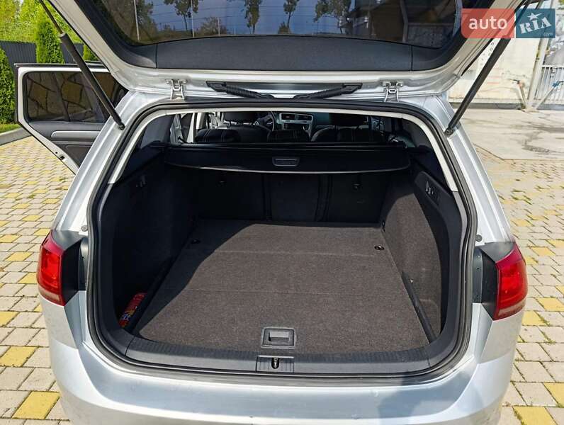 Универсал Volkswagen Golf 2014 в Иршаве