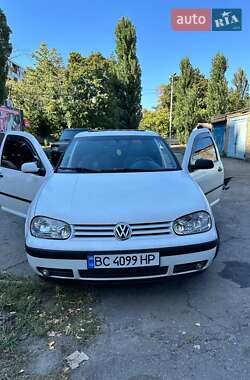 Хэтчбек Volkswagen Golf 1999 в Киеве
