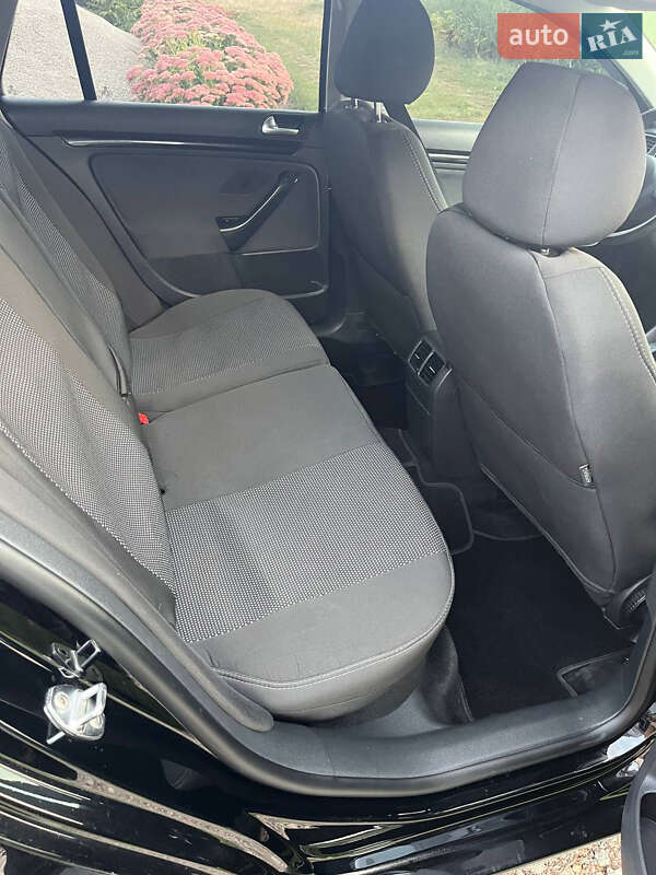 Универсал Volkswagen Golf 2013 в Христиновке