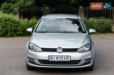 Універсал Volkswagen Golf 2015 в Полтаві