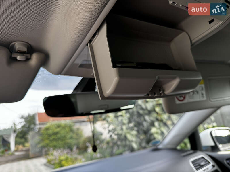 Универсал Volkswagen Golf 2017 в Тернополе