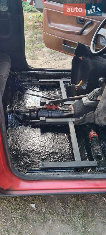 Хетчбек Volkswagen Golf 1983 в Слов'янську