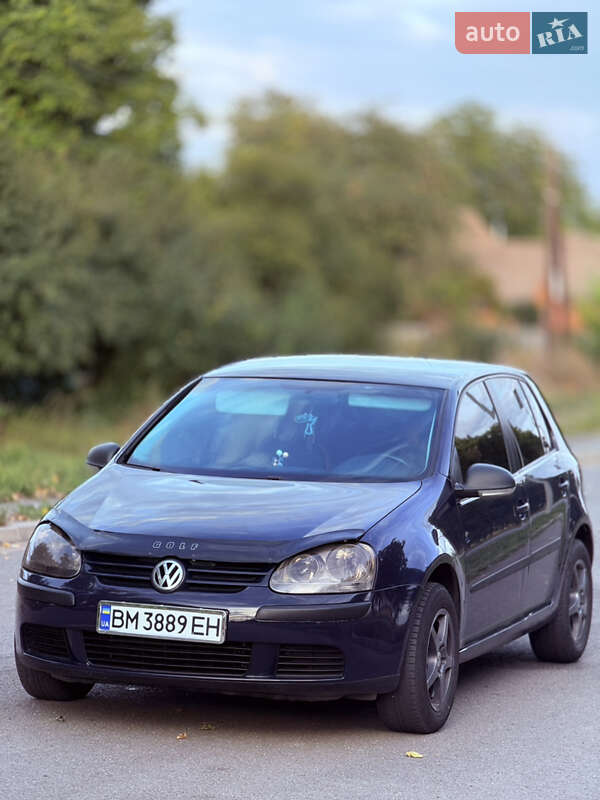 Хэтчбек Volkswagen Golf 2007 в Ромнах