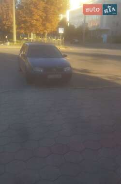 Хэтчбек Volkswagen Golf 1999 в Полтаве