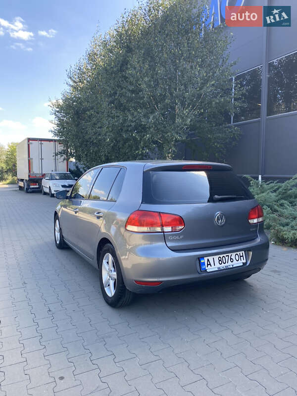 Хэтчбек Volkswagen Golf 2010 в Белой Церкви