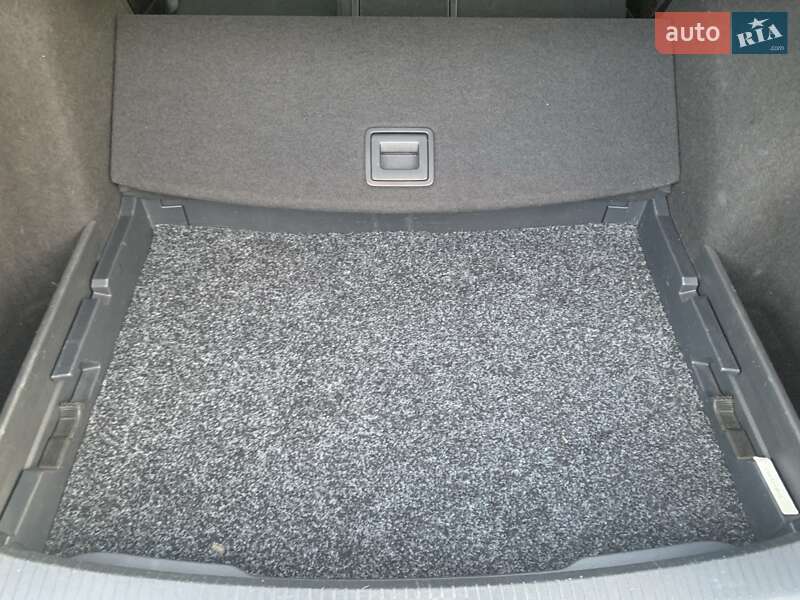 Універсал Volkswagen Golf 2015 в Житомирі