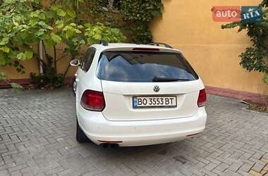 Універсал Volkswagen Golf 2012 в Києві