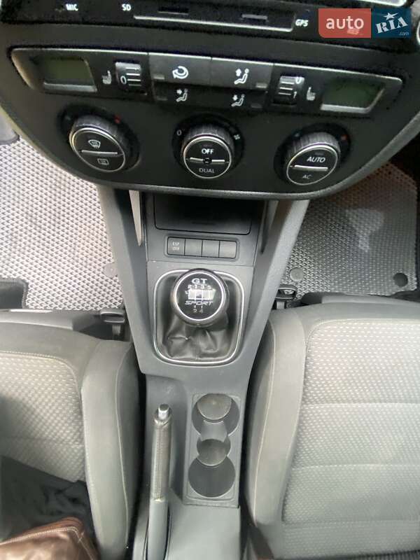 Хетчбек Volkswagen Golf 2007 в Кременці