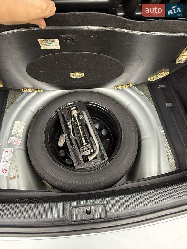 Універсал Volkswagen Golf 2012 в Зарічному