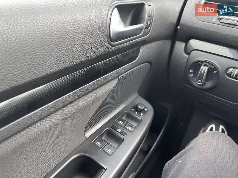 Универсал Volkswagen Golf 2011 в Киеве фото 11 Универсал Volkswagen Golf 2011 в Киеве