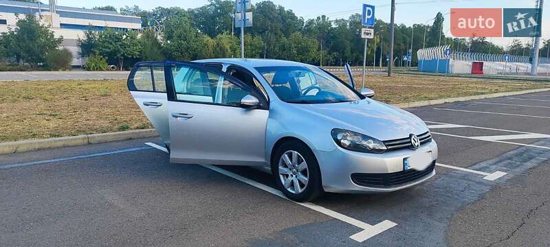 Хэтчбек Volkswagen Golf 2008 в Николаеве фото 2 Хэтчбек Volkswagen Golf 2008 в Николаеве