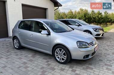 Хэтчбек Volkswagen Golf 2008 в Царичанке