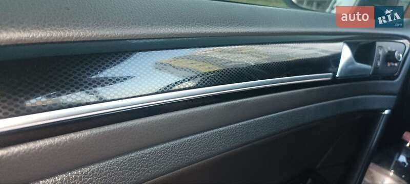 Хетчбек Volkswagen Golf 2012 в Полтаві