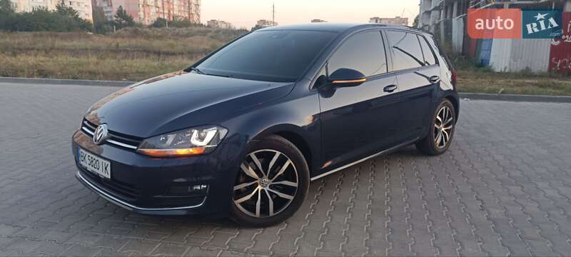 Хетчбек Volkswagen Golf 2012 в Полтаві
