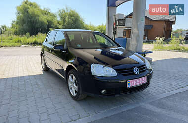 Хетчбек Volkswagen Golf 2008 в Дубні