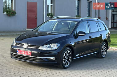 Універсал Volkswagen Golf 2019 в Дубні