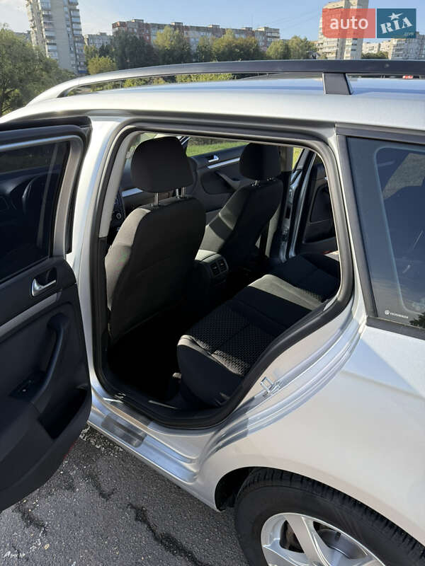 Универсал Volkswagen Golf 2011 в Ровно фото 19 Универсал Volkswagen Golf 2011 в Ровно