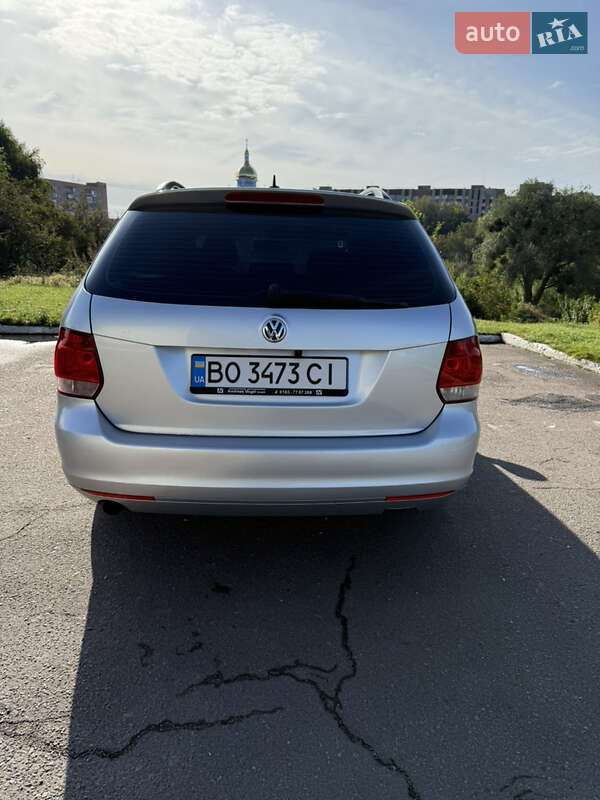 Универсал Volkswagen Golf 2011 в Ровно фото 34 Универсал Volkswagen Golf 2011 в Ровно
