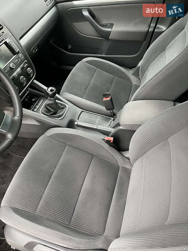 Універсал Volkswagen Golf 2007 в Каневі