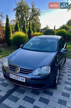 Хетчбек Volkswagen Golf 2006 в Мукачевому