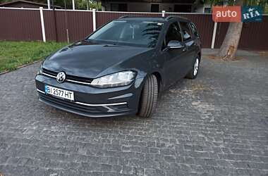 Універсал Volkswagen Golf 2018 в Гадячі