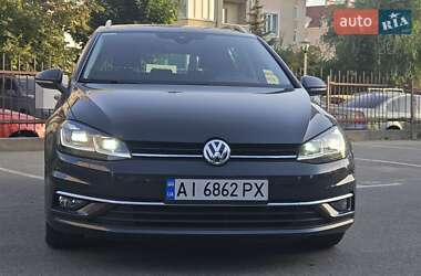 Универсал Volkswagen Golf 2018 в Киеве