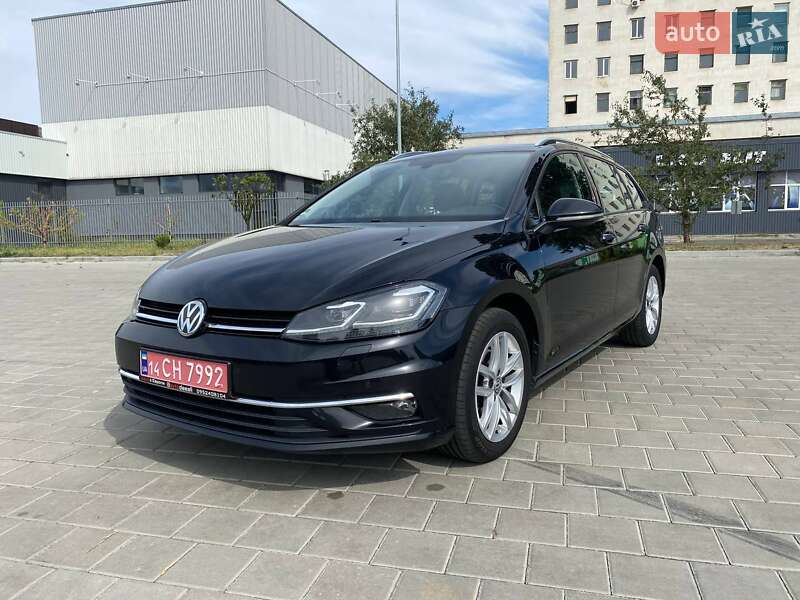 Универсал Volkswagen Golf 2017 в Черкассах