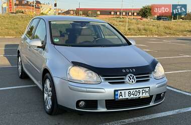 Хэтчбек Volkswagen Golf 2008 в Киеве