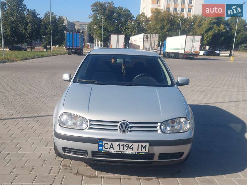 Хэтчбек Volkswagen Golf 1998 в Черкассах