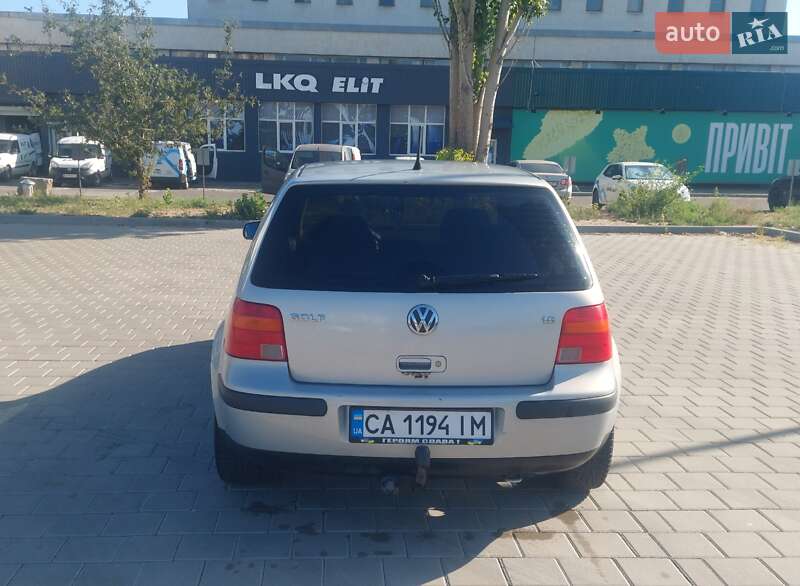 Хэтчбек Volkswagen Golf 1998 в Черкассах