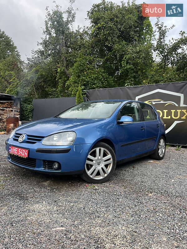 Volkswagen Golf 2003