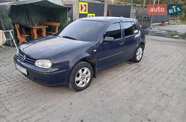 Хэтчбек Volkswagen Golf 1999 в Хотине