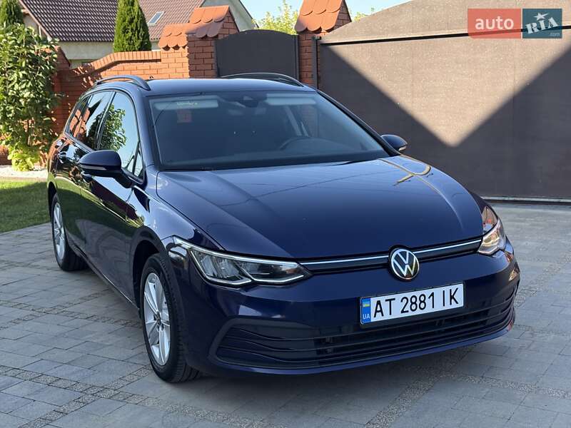Volkswagen Golf 2021