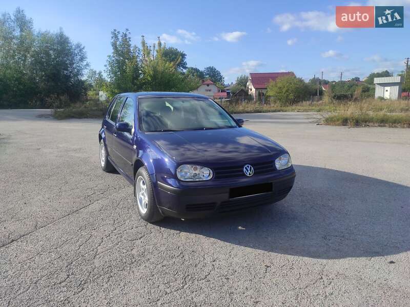 Хэтчбек Volkswagen Golf 2000 в Тернополе