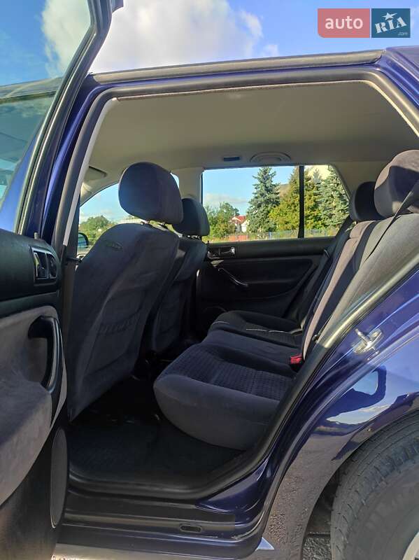 Хэтчбек Volkswagen Golf 2000 в Тернополе