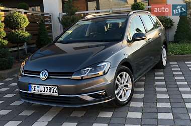 Универсал Volkswagen Golf 2017 в Стрые