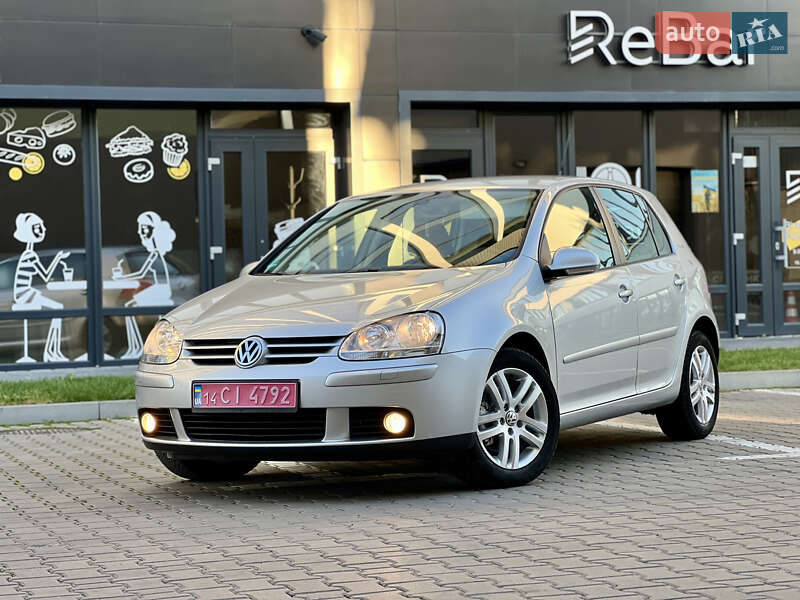 Хэтчбек Volkswagen Golf 2007 в Ивано-Франковске