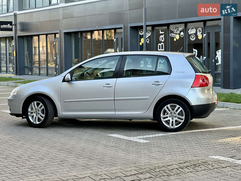 Хэтчбек Volkswagen Golf 2007 в Ивано-Франковске