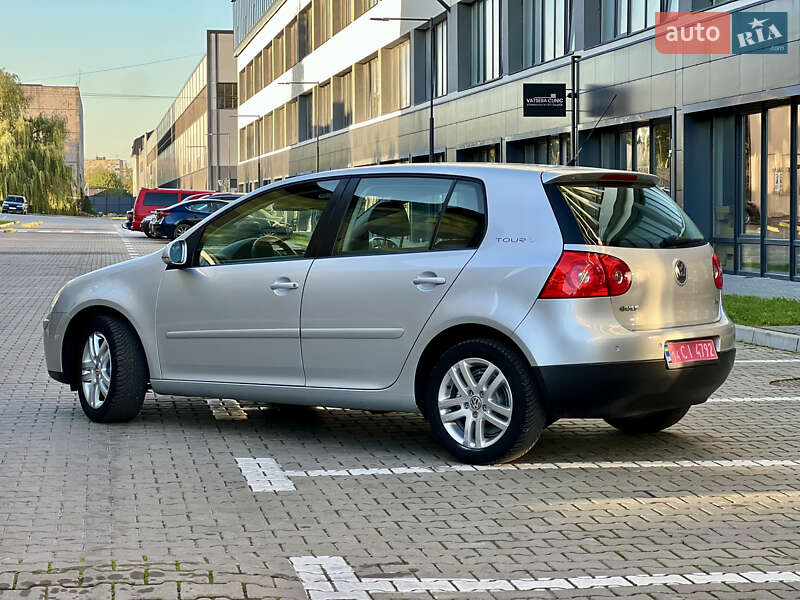 Хэтчбек Volkswagen Golf 2007 в Ивано-Франковске