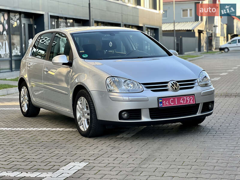 Хэтчбек Volkswagen Golf 2007 в Ивано-Франковске