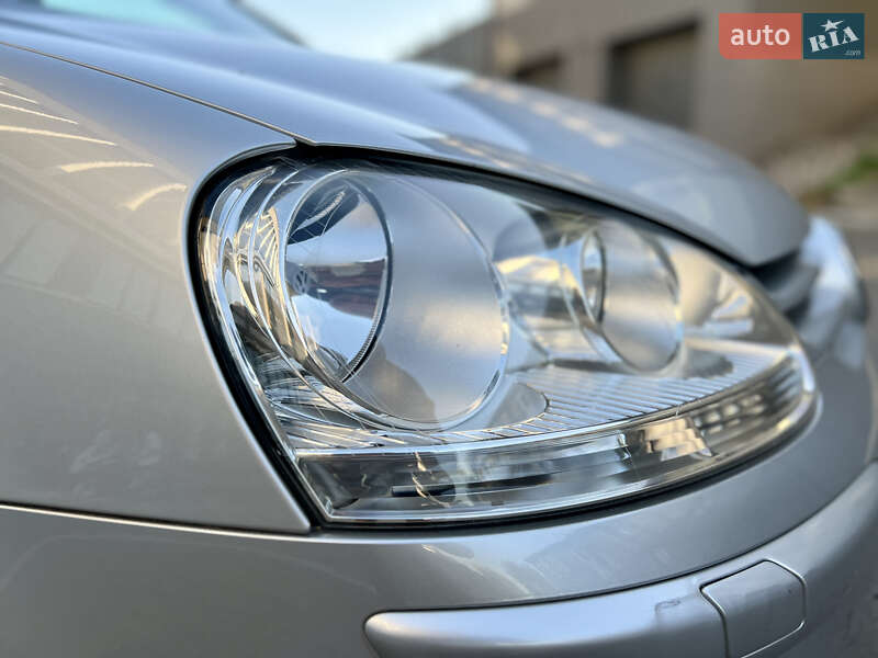 Хэтчбек Volkswagen Golf 2007 в Ивано-Франковске